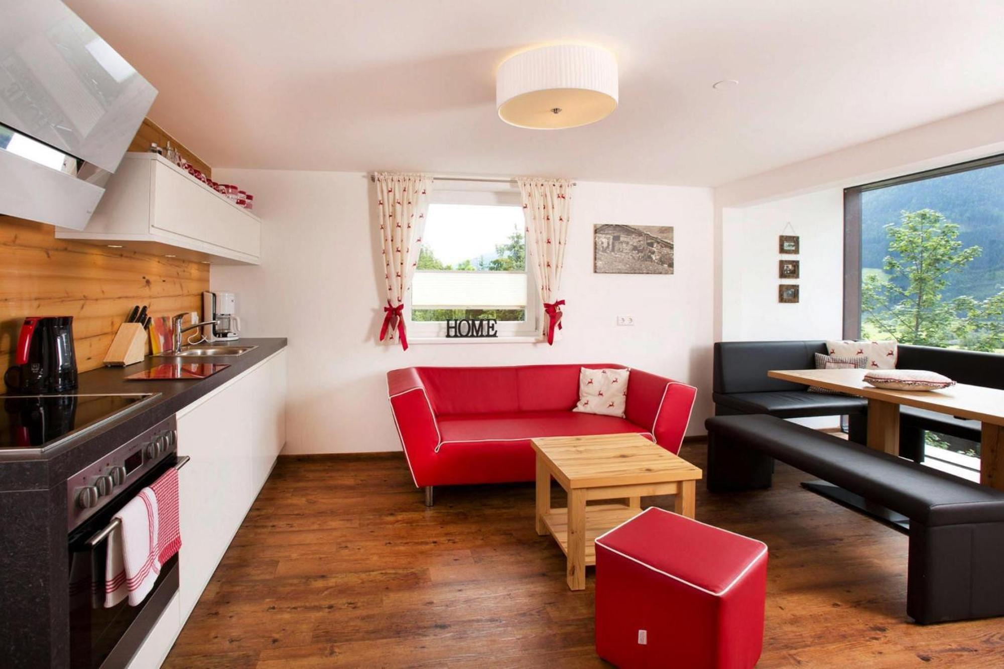 Apartment In Neukirchen With A Balcony Neukirchen am Grossvenediger Exterior photo